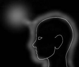 人間の周囲にあるエネルギー場を表したイメージ
